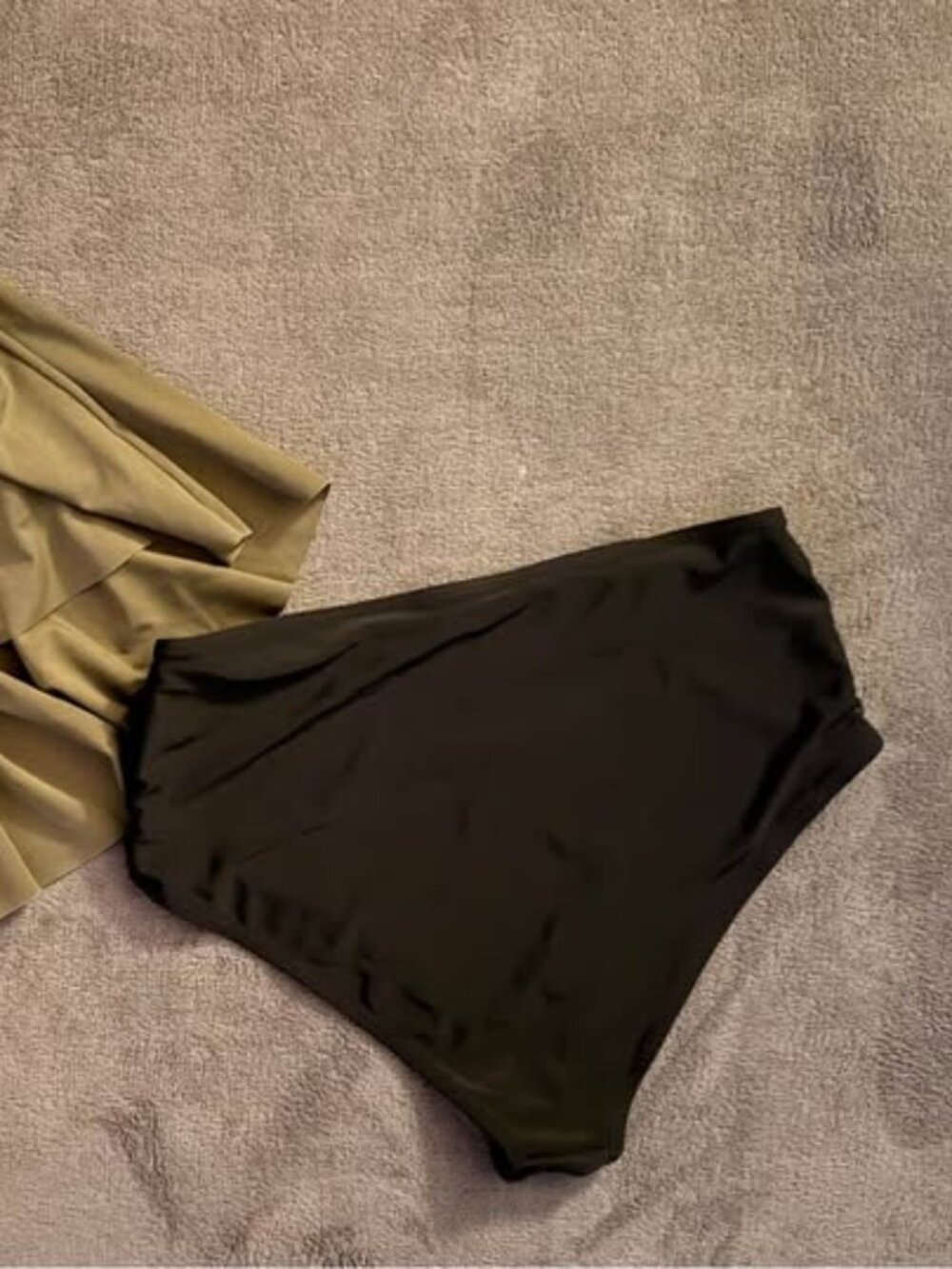 Two-Piece Ruffle Tankini Swimsuit - Picture 2 of 3